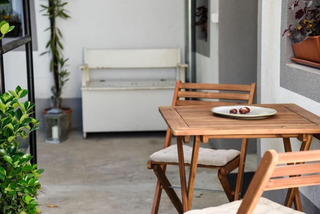 Parokia Apartman Es Coworking A Balaton Mellett Kaptalantoti Kültér fotó
